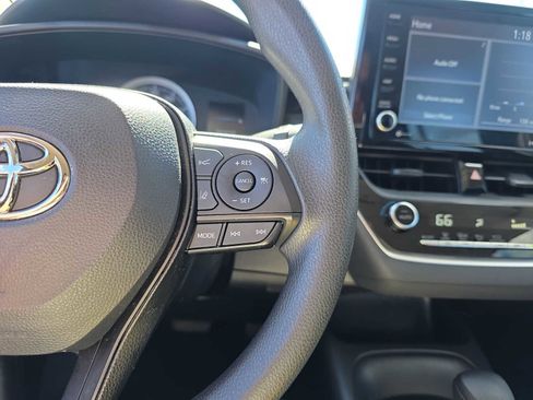 Used 2022 Toyota Corolla LE w/ LE Convenience Package image 18