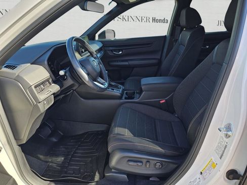 Used 2023 Honda CR-V Sport image 17