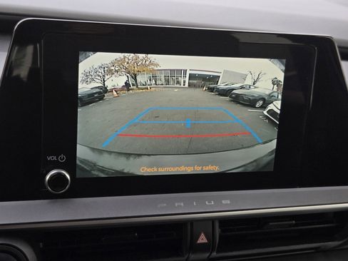 Certified 2024 Toyota Prius LE image 15