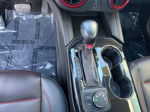 Used 2021 Chevrolet Blazer RS w/ Enhanced Convenience Package image 25