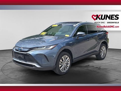 Used 2021 Toyota Venza XLE w/ Softex Package AWD/4WD image 5