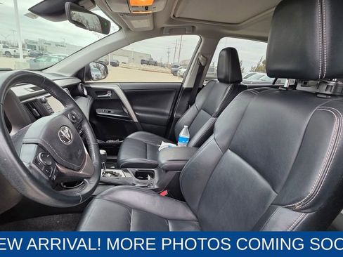 Used 2016 Toyota RAV4 Limited image 11