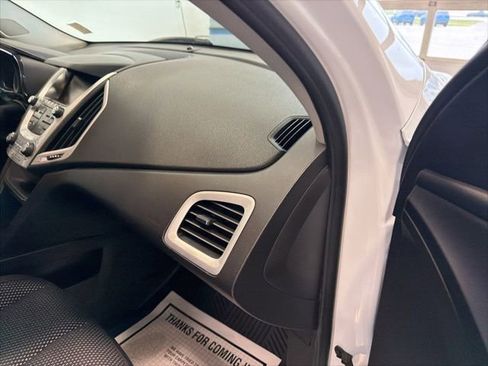 Used 2017 GMC Terrain SLE w/ Convenience Package AWD/4WD image 32