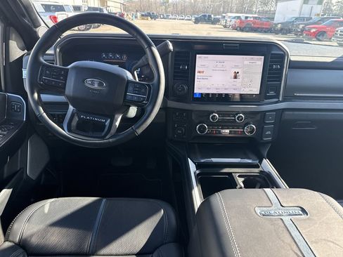 Used 2025 Ford F350 Platinum image 22