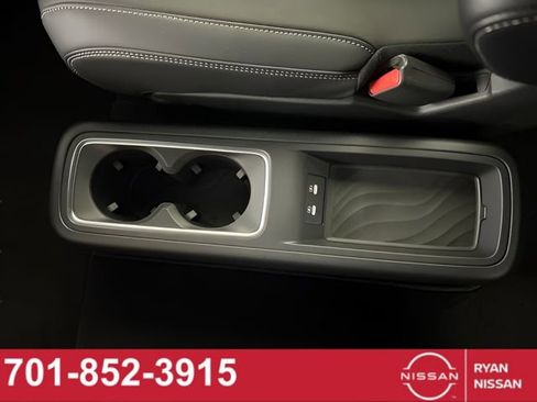 Certified 2026 Nissan Armada SL w/ Captain's Chari Seat Package AWD/4WD image 28