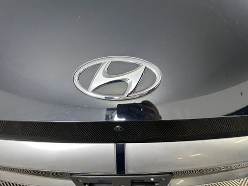 Used 2024 Hyundai Ioniq 5 Limited image 9