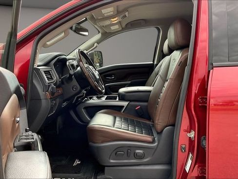 Used 2017 Nissan Titan Platinum Reserve AWD/4WD image 24
