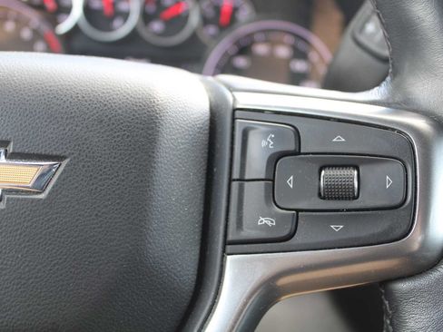 Certified 2022 Chevrolet Silverado 1500 LT AWD/4WD image 12