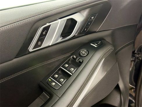Used 2023 BMW X5 xDrive40i image 17