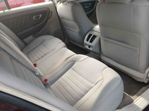 Used 2011 Ford Taurus SE FWD image 14