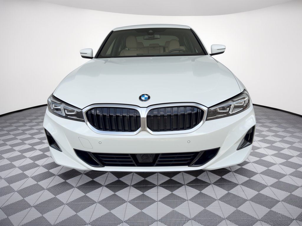 Used 2026 BMW 330i xDrive Sedan w/ Premium Package AWD/4WD image 6