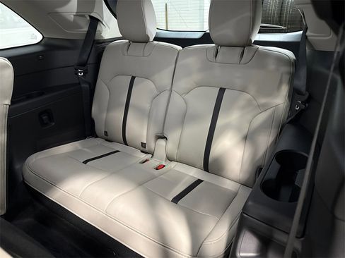 New 2026 MAZDA CX-90 Plug-In Hybrid w/ Preferred image 8