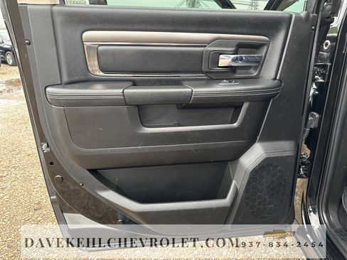 Used 2018 RAM 2500 Big Horn w/ Sport Appearance Group image 19