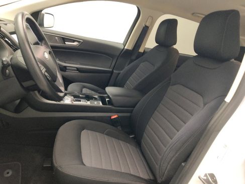 Used 2020 Ford Edge SE FWD image 17