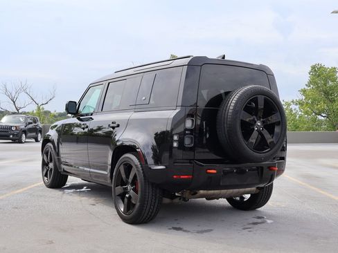 Used 2024 Land Rover Defender 110 X AWD/4WD image 5