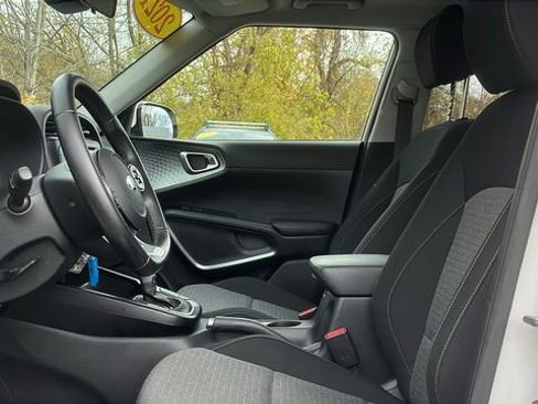 Used 2021 Kia Soul GT-Line image 10