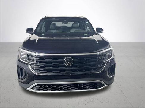New 2025 Volkswagen Atlas Cross Sport SE image 3
