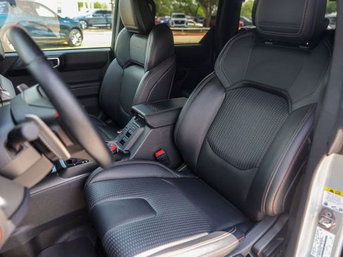 Used 2023 Ford Bronco Raptor AWD/4WD image 7