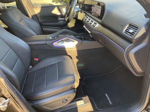 Certified 2025 Mercedes-Benz GLS 450 4MATIC image 50