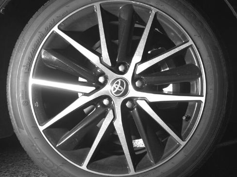 Used 2023 Toyota Camry SE AWD/4WD image 11