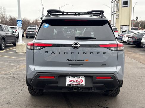Used 2024 Nissan Pathfinder Rock Creek image 10