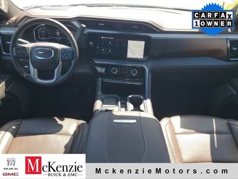 Used 2024 GMC Sierra 2500 Denali w/ Denali Reserve Package AWD/4WD image 25