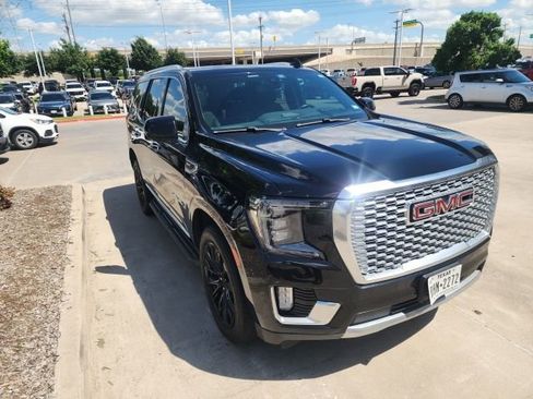 Used 2021 GMC Yukon Denali AWD/4WD image 2