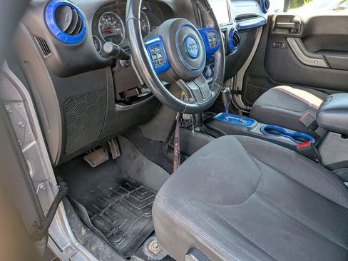 Used 2015 Jeep Wrangler Unlimited Sport w/ Quick Order Package 24S image 16