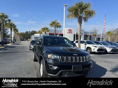 Used 2019 Jeep Grand Cherokee Laredo