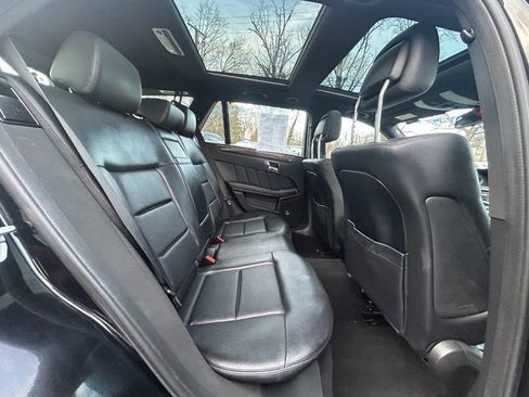 Used 2011 Mercedes-Benz E 350 4MATIC Wagon image 30