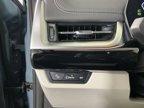 New 2026 BMW X1 xDrive28i w/ Convenience Package image 17