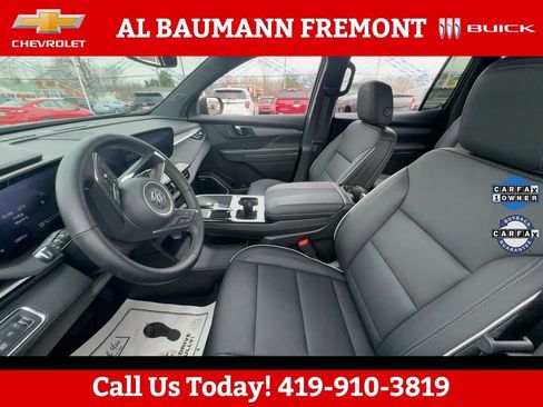 Used 2025 Buick Enclave Preferred AWD/4WD image 18
