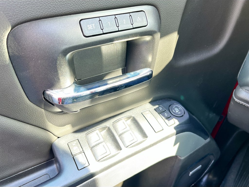 Used 2019 Chevrolet Silverado 2500 LTZ w/ Duramax Plus Package AWD/4WD image 18