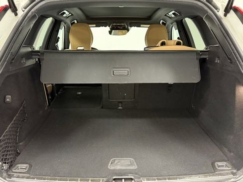 Used 2020 Volvo XC60 T5 Momentum w/ Protection Package Premier image 26
