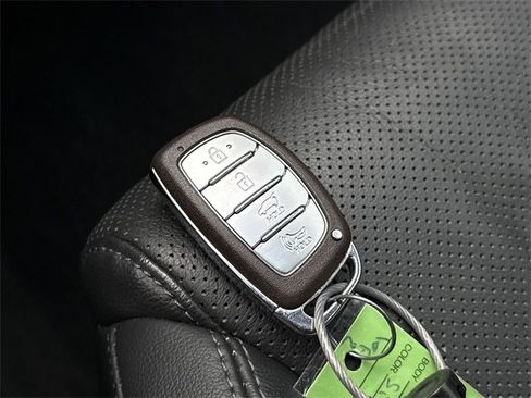 Used 2020 Hyundai Tucson Limited w/ Cargo Package image 27