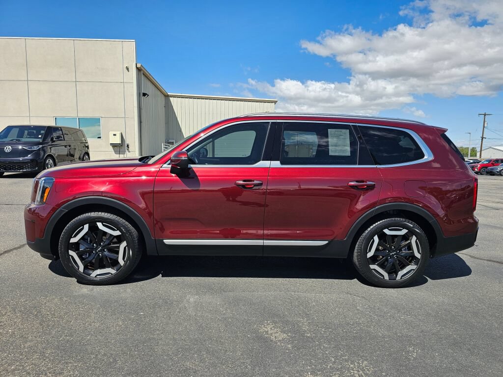 Used 2024 Kia Telluride S w/ S Sunroof Package AWD/4WD image 3