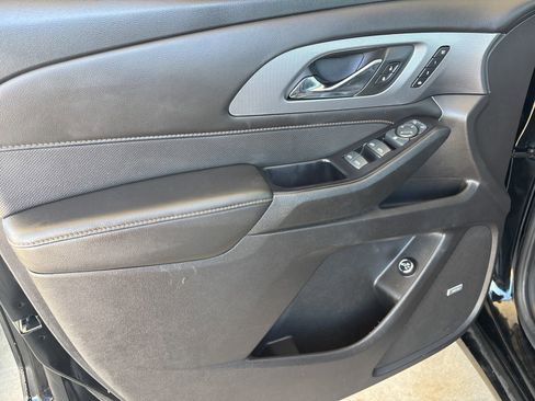 Used 2019 Chevrolet Traverse Premier w/ Driver Confidence II Package image 9