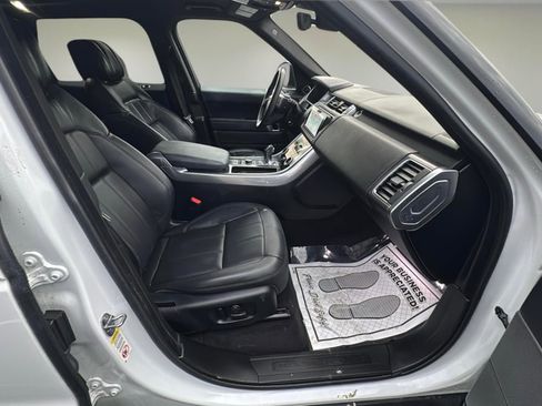 Used 2018 Land Rover Range Rover Sport SE image 13
