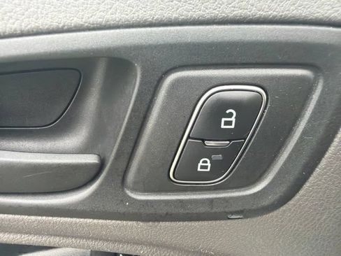 Used 2022 Ford Transit Connect XL FWD image 20