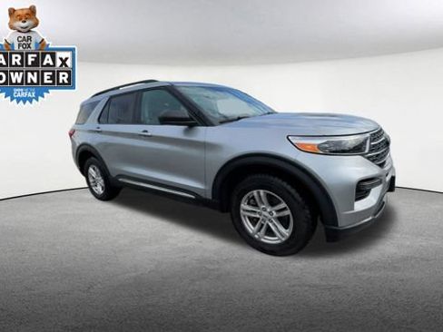 Certified 2023 Ford Explorer XLT AWD/4WD image 2