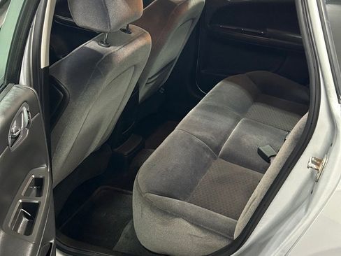 Used 2009 Chevrolet Impala LT image 9