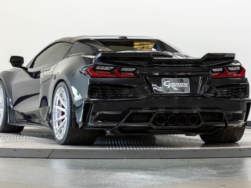 Used 2024 Chevrolet Corvette Z06 RWD image 13