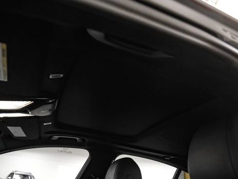 Used 2018 BMW 540i RWD image 5