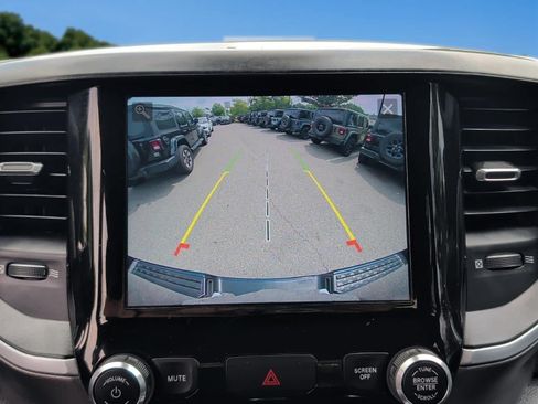 Used 2022 RAM 1500 Big Horn AWD/4WD image 25