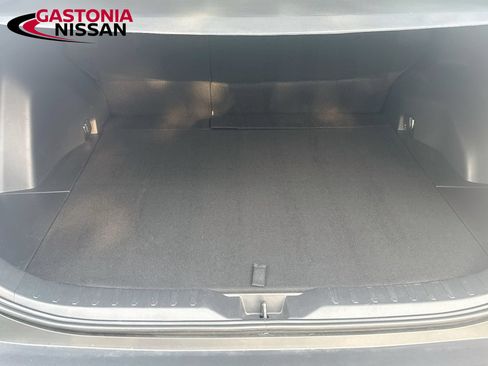 Used 2024 Toyota RAV4 XLE Premium FWD image 34