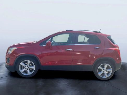Used 2015 Chevrolet Trax LTZ image 2