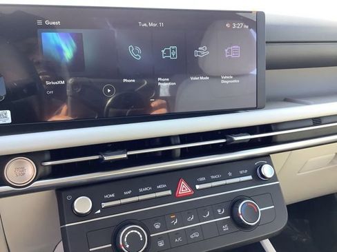 Certified 2025 Hyundai Tucson SE image 33