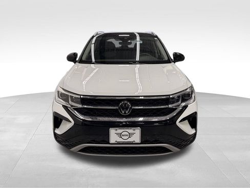 Used 2023 Volkswagen Taos SEL AWD/4WD image 8