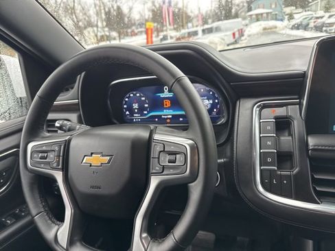 Used 2024 Chevrolet Tahoe LT w/ LT Signature Package image 26