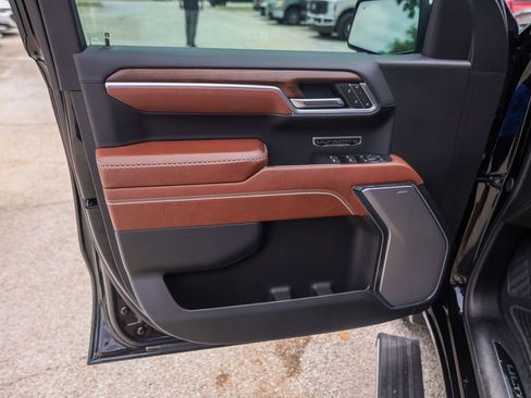 Used 2025 GMC Sierra 1500 Denali Ultimate AWD/4WD image 26